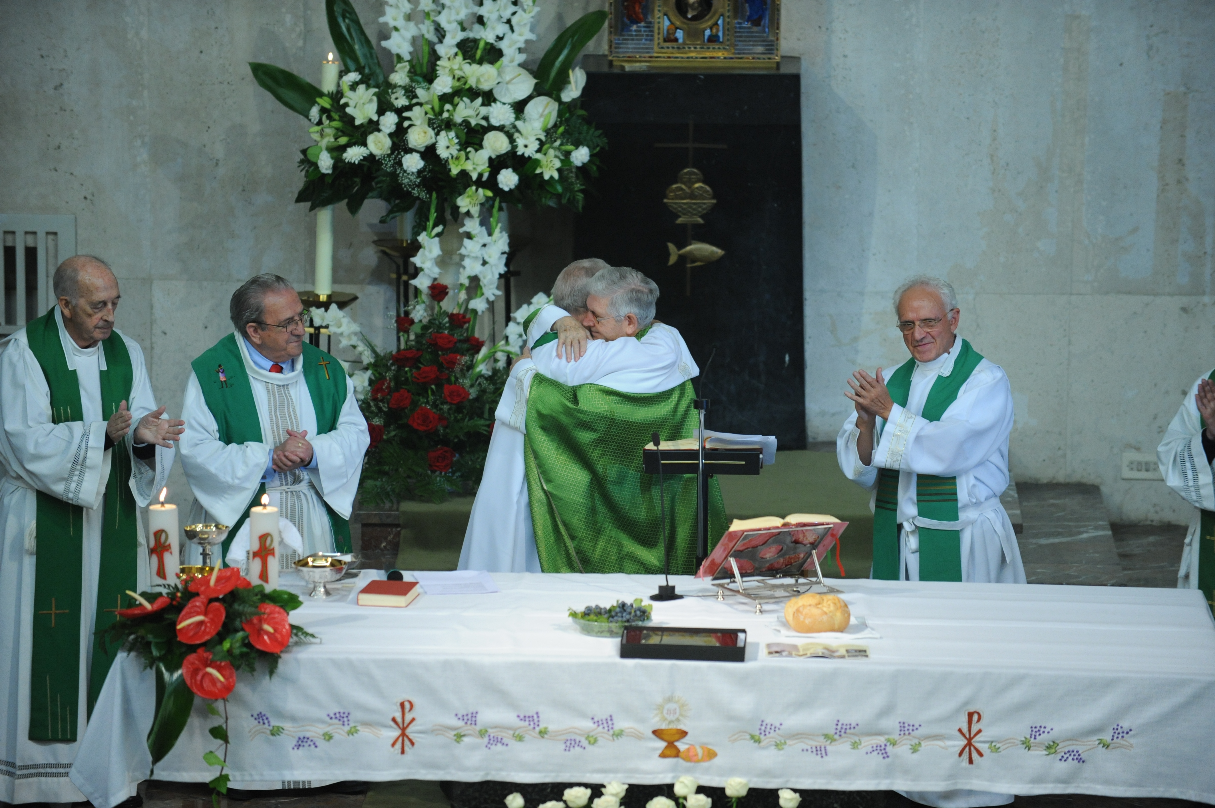 Celebración bodas de oro sacerdotales